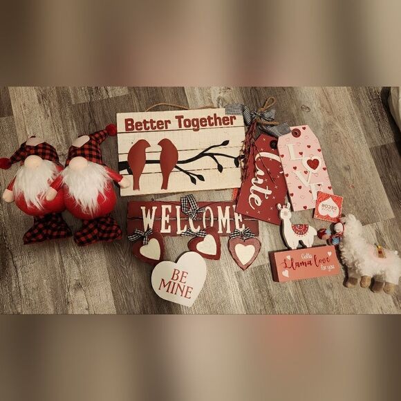 Valentine's Day Decoration   - Picture 1 of 14